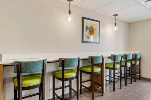 Best Western Limon 3