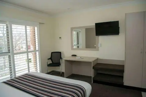 Central Caleula Motor Lodge 5