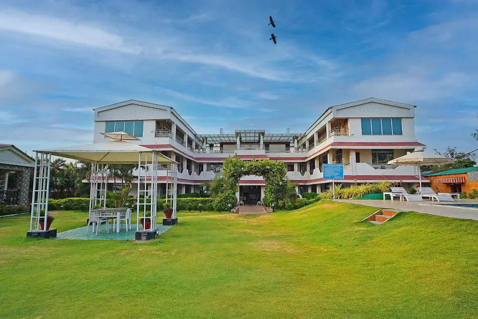 SEA STAR RESORT